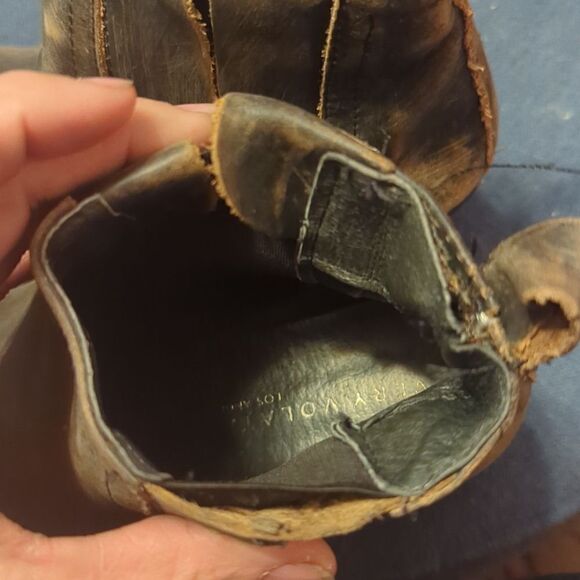 Very Volatile Women's Script Ankle Bootie - Picture 9 of 9